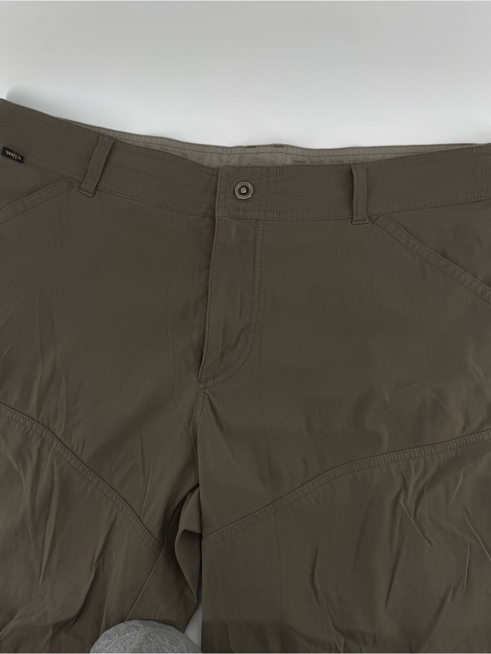 Kuhl Renegade Shorts Mens 40 10.5” inseam Brown Hiking Climbing Utility Cargo